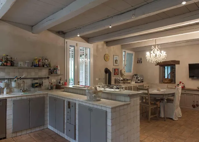 Homestay Casa Cardinala